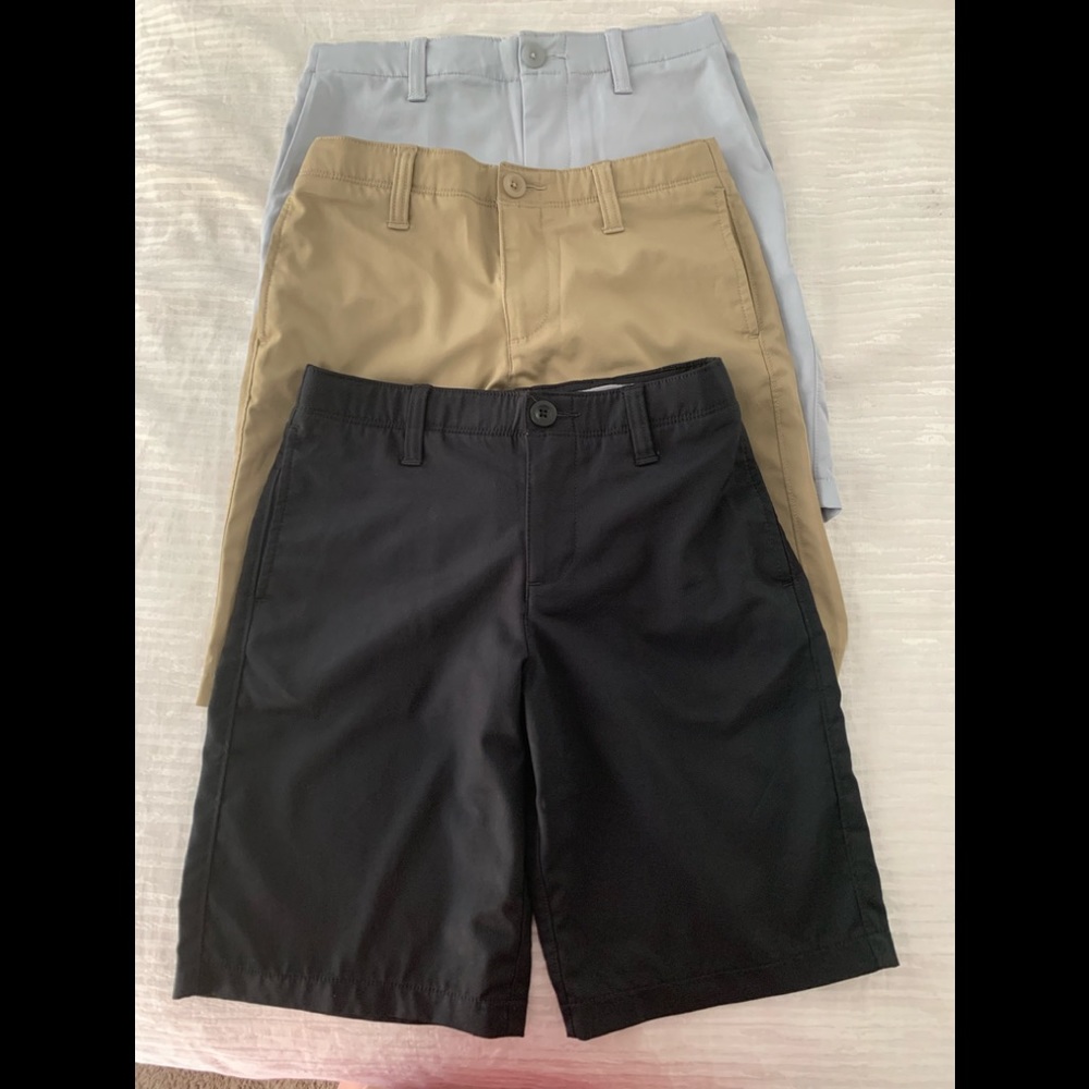 Under Armour Heat Gear shorts Size 10
